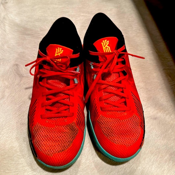 KD sneakers - Picture 1 of 5